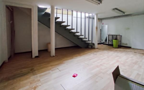 Immeuble à vendre    5 pièces • 192 m2 Saint-Astier
