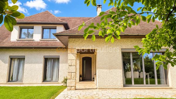 Vente
                Maison208 m² - 8 Pièces -
                    AGNEAUX (50180)