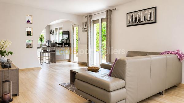 Vente
                Maison208 m² - 8 Pièces -
                    AGNEAUX (50180)