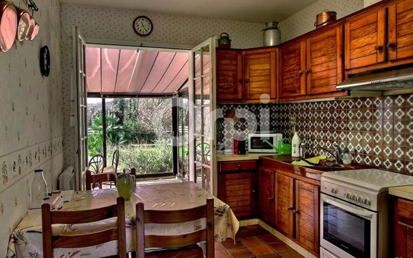 Maison à vendre    5 pièces • 200 m2 Assat