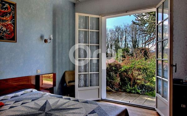 Maison à vendre    5 pièces • 200 m2 Assat