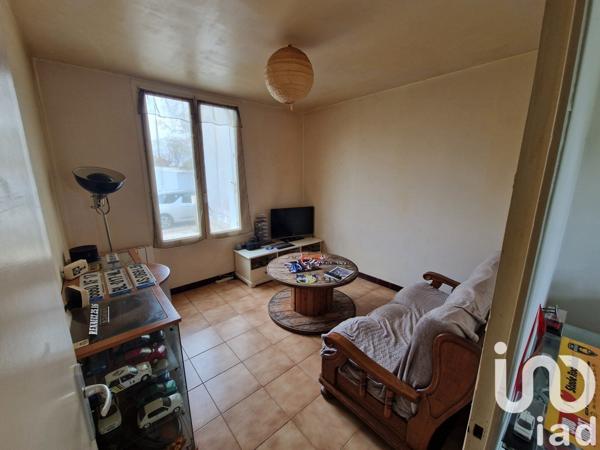 Maison 3 pièces de 48 m² à Courçon (17170)
