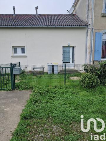 Maison 3 pièces de 48 m² à Courçon (17170)