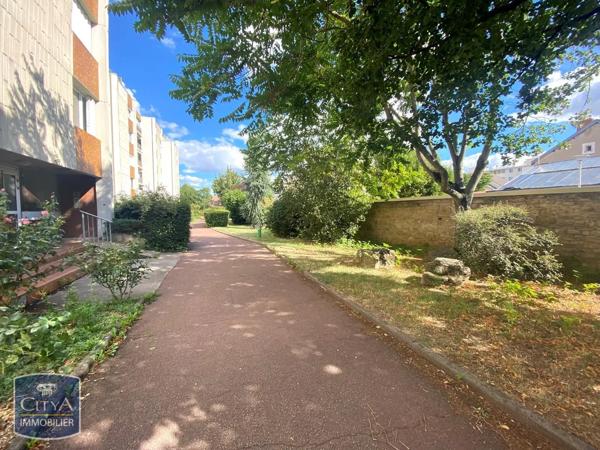 Appartement à louer 3 pièces 71.31m² Dijon (21000)