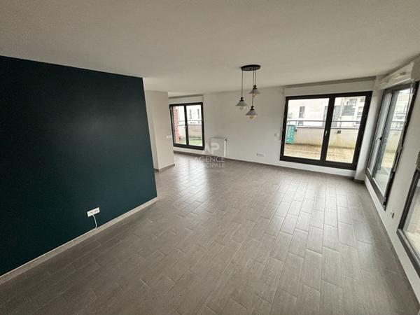 À vendre : Appartement 3 pièces de prestige à Pontoise 269 000 € **  - Référence  11168