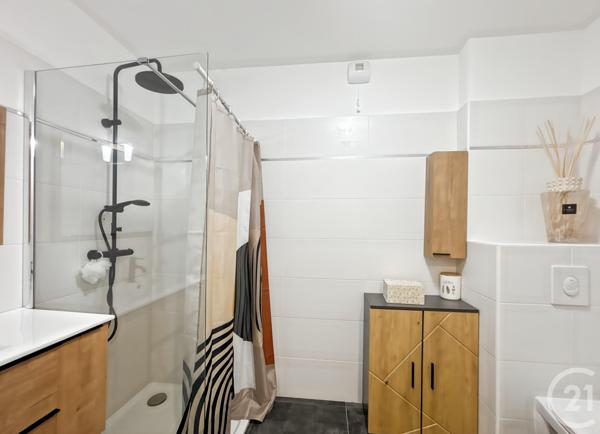 Appartement T4 à vendre  4 pièces - 88 m2 L ILE ROUSSE - 202