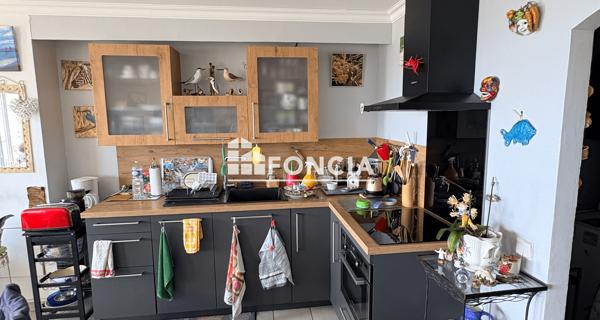 À vendre Appartement 2 pièces 60 m² - Marseille 13008