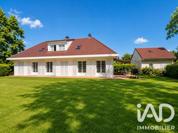 Maison à vendre 8 pièces 165 m² Neuilly-Saint-Front