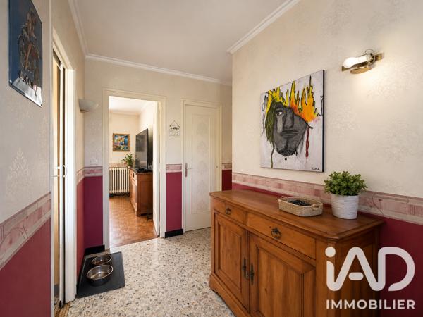 Maison à vendre 8 pièces 165 m² Neuilly-Saint-Front