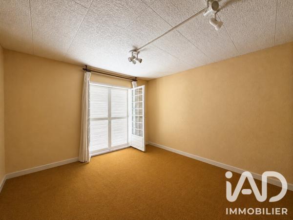 Maison à vendre 8 pièces 165 m² Neuilly-Saint-Front