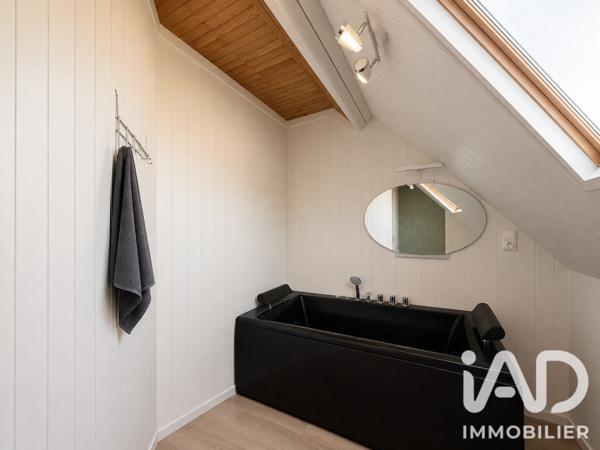 Maison à vendre 8 pièces 165 m² Neuilly-Saint-Front