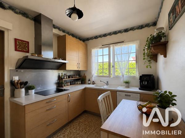 Maison à vendre 8 pièces 165 m² Neuilly-Saint-Front