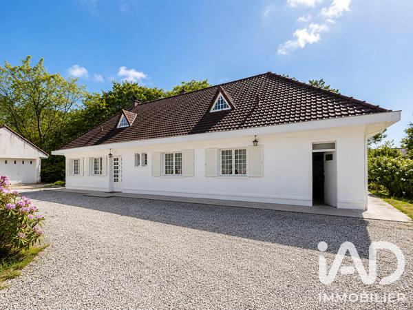 Maison à vendre 8 pièces 165 m² Neuilly-Saint-Front