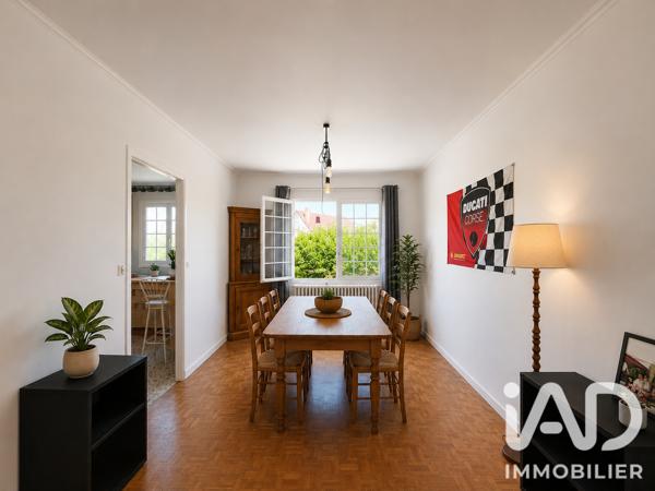 Maison à vendre 8 pièces 165 m² Neuilly-Saint-Front