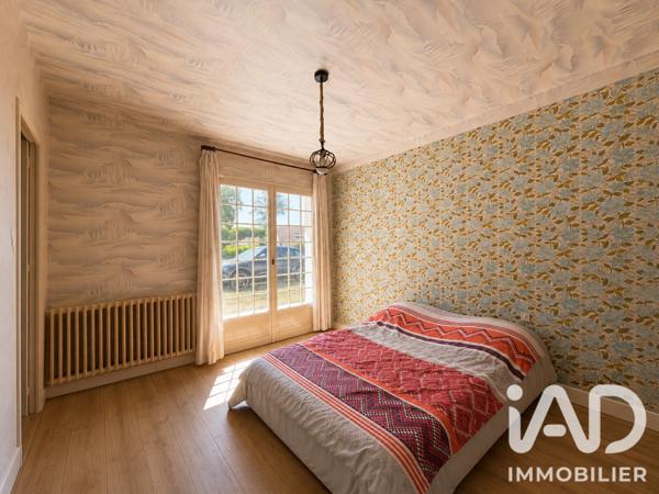 Maison à vendre 8 pièces 165 m² Neuilly-Saint-Front