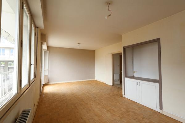 LANDERNEAU (en hyper centre) Appartement - 2 chambres - 71.54 m²