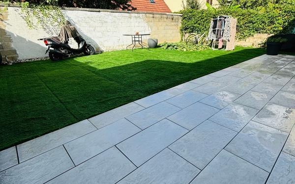 Maison à vendre    5 pièces •  Stains