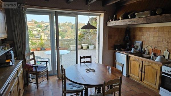 Maison à vendre à Melle dans les Deux-Sèvres (79500), ref : 223