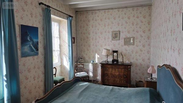 Maison à vendre à Melle dans les Deux-Sèvres (79500), ref : 223