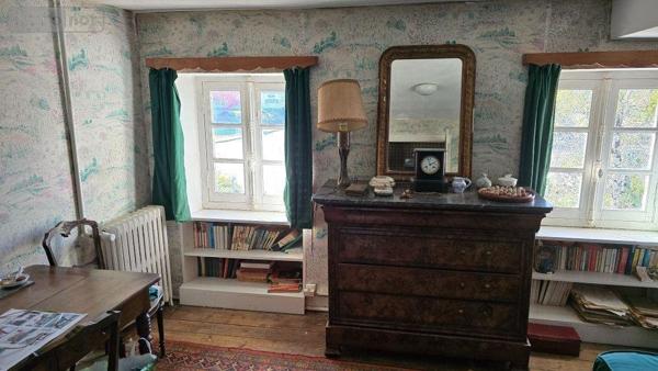 Maison à vendre à Melle dans les Deux-Sèvres (79500), ref : 223