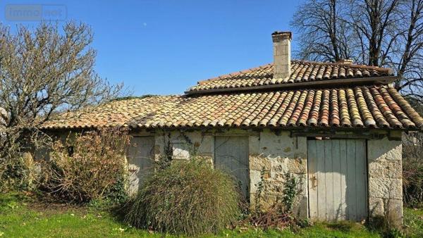 Maison à vendre à Melle dans les Deux-Sèvres (79500), ref : 223