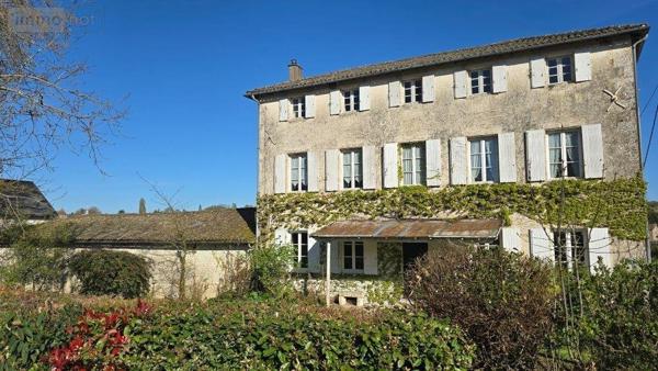 Maison à vendre à Melle dans les Deux-Sèvres (79500), ref : 223