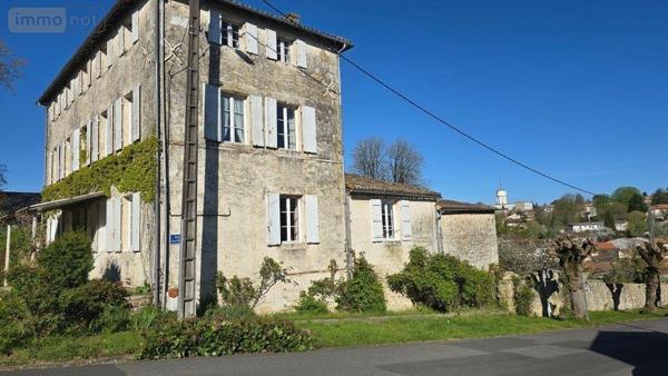 Maison à vendre à Melle dans les Deux-Sèvres (79500), ref : 223
