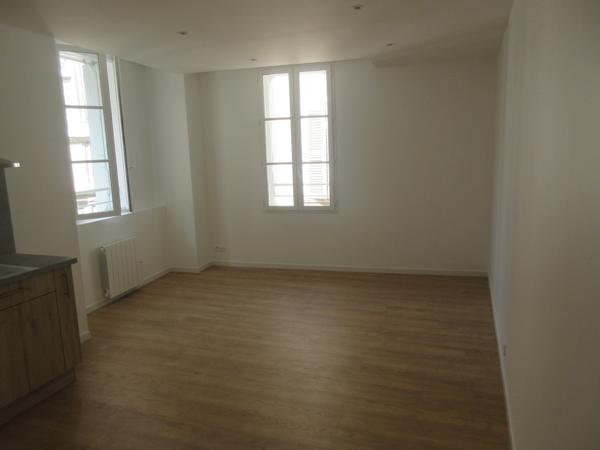 LOCATION T1BIS RODEZ SANS FRAIS D'AGENCE