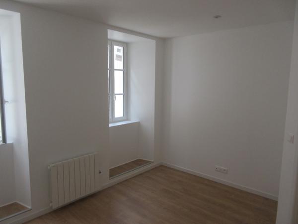 LOCATION T1BIS RODEZ SANS FRAIS D'AGENCE