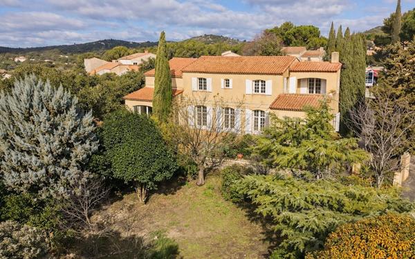 Maison à vendre    6 pièces •  Villeneuve-lès-Avignon