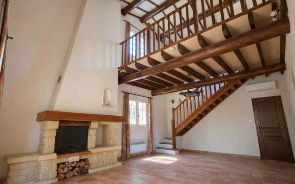 Maison à vendre    6 pièces •  Villeneuve-lès-Avignon