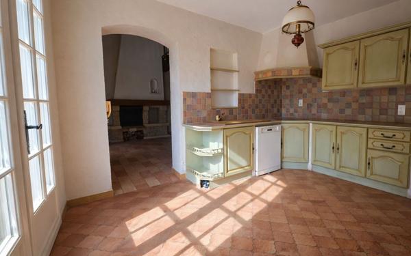 Maison à vendre    6 pièces •  Villeneuve-lès-Avignon