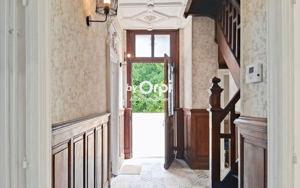 Maison à vendre    7 pièces •  Montluçon