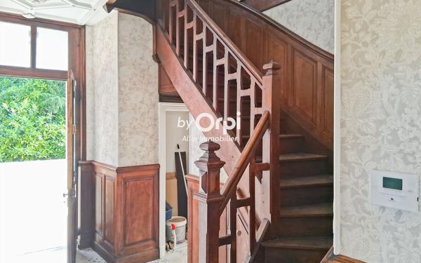 Maison à vendre    7 pièces •  Montluçon