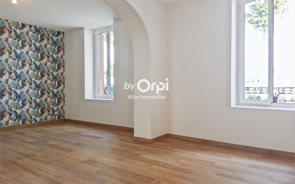 Maison à vendre    7 pièces •  Montluçon