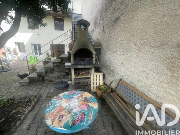 Maison à vendre 4 pièces 259 m² Saint-Chamond