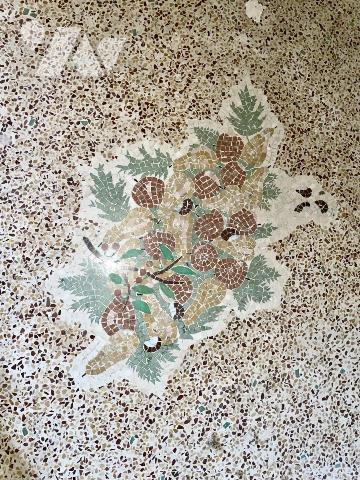 LE CHATEAU D'ORFEUILLE : Un Joyau de Pierre au Cœur du Nord Lozère