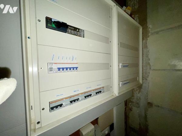 LE CHATEAU D'ORFEUILLE : Un Joyau de Pierre au Cœur du Nord Lozère