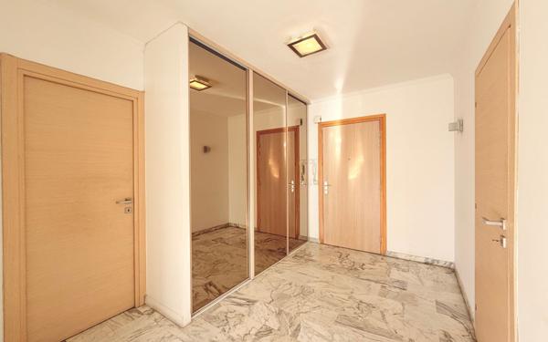 Appartement à vendre    5 pièces • 149,18 m2 Cannes