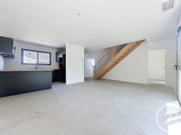 Maison à vendre  4 pièces - 96,27 m 2   GUJAN MESTRAS  - 33