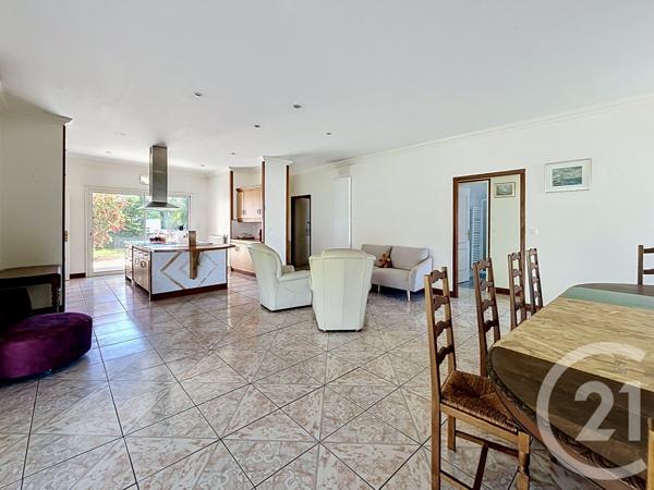 Maison à vendre  4 pièces - 113,40 m 2   GUJAN MESTRAS  - 33
