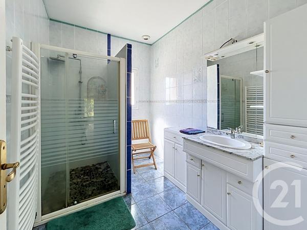 Maison à vendre  4 pièces - 113,40 m 2   GUJAN MESTRAS  - 33
