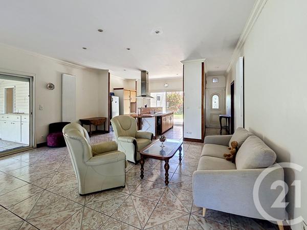 Maison à vendre  4 pièces - 113,40 m 2   GUJAN MESTRAS  - 33
