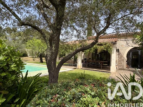 Maison à vendre 6 pièces 160 m² Nîmes