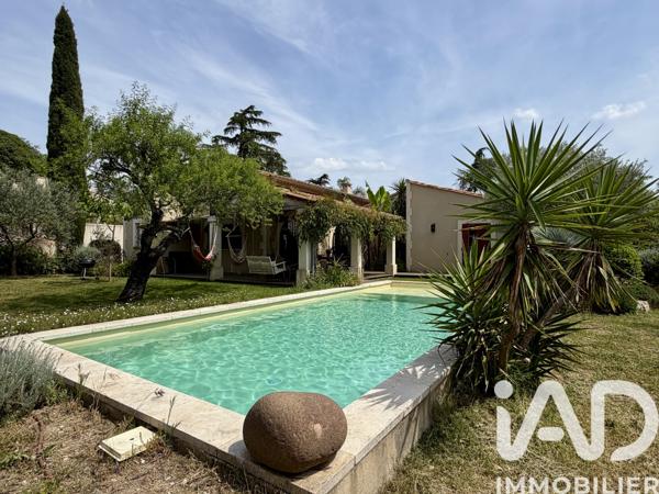 Maison à vendre 6 pièces 160 m² Nîmes