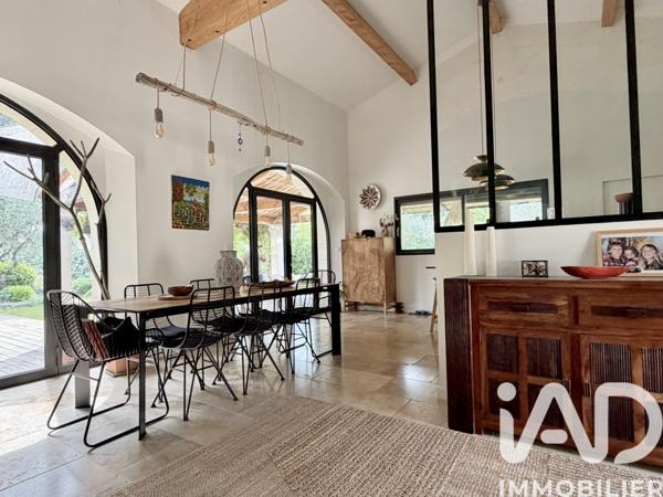 Maison à vendre 6 pièces 160 m² Nîmes
