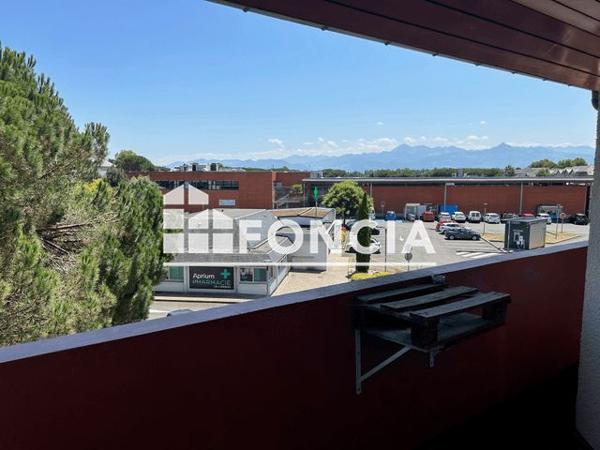 Location Appartement 3 pièces 65 m² - 9 RUE LOUIS DE BROGLIE Tarbes 65000