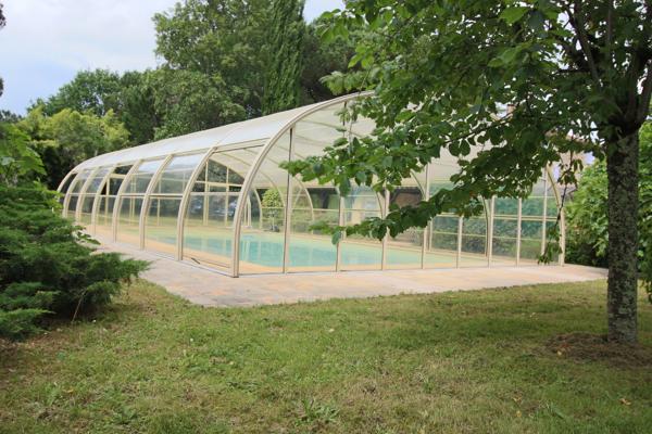 AUTHENTIQUE PROPRIÉTÉ EN PIERRE ENTOUREE DE SON MAGNIFIQUE PARC