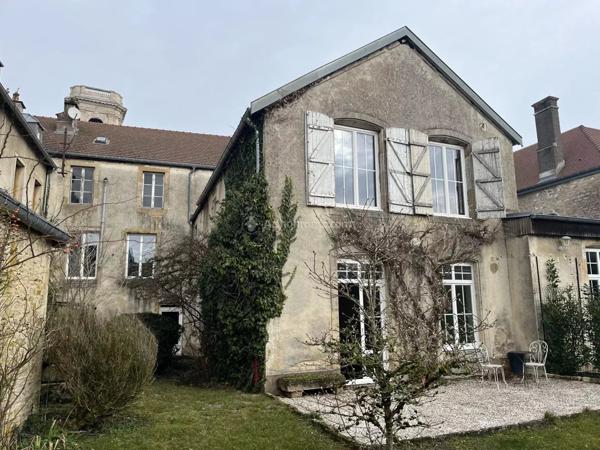Vente Maison de ville 10 pièces 325 m2 à Langres