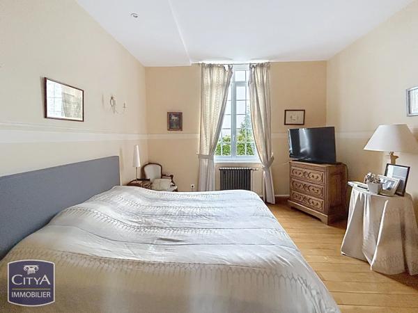 Maison à vendre 12 pièces 415m² Fresnoy-le-Grand (02230)